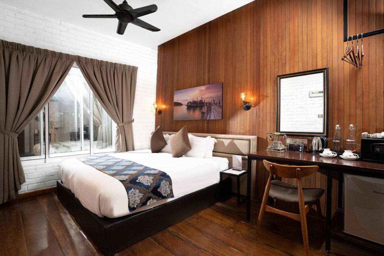 Rare Heritage House Hotel