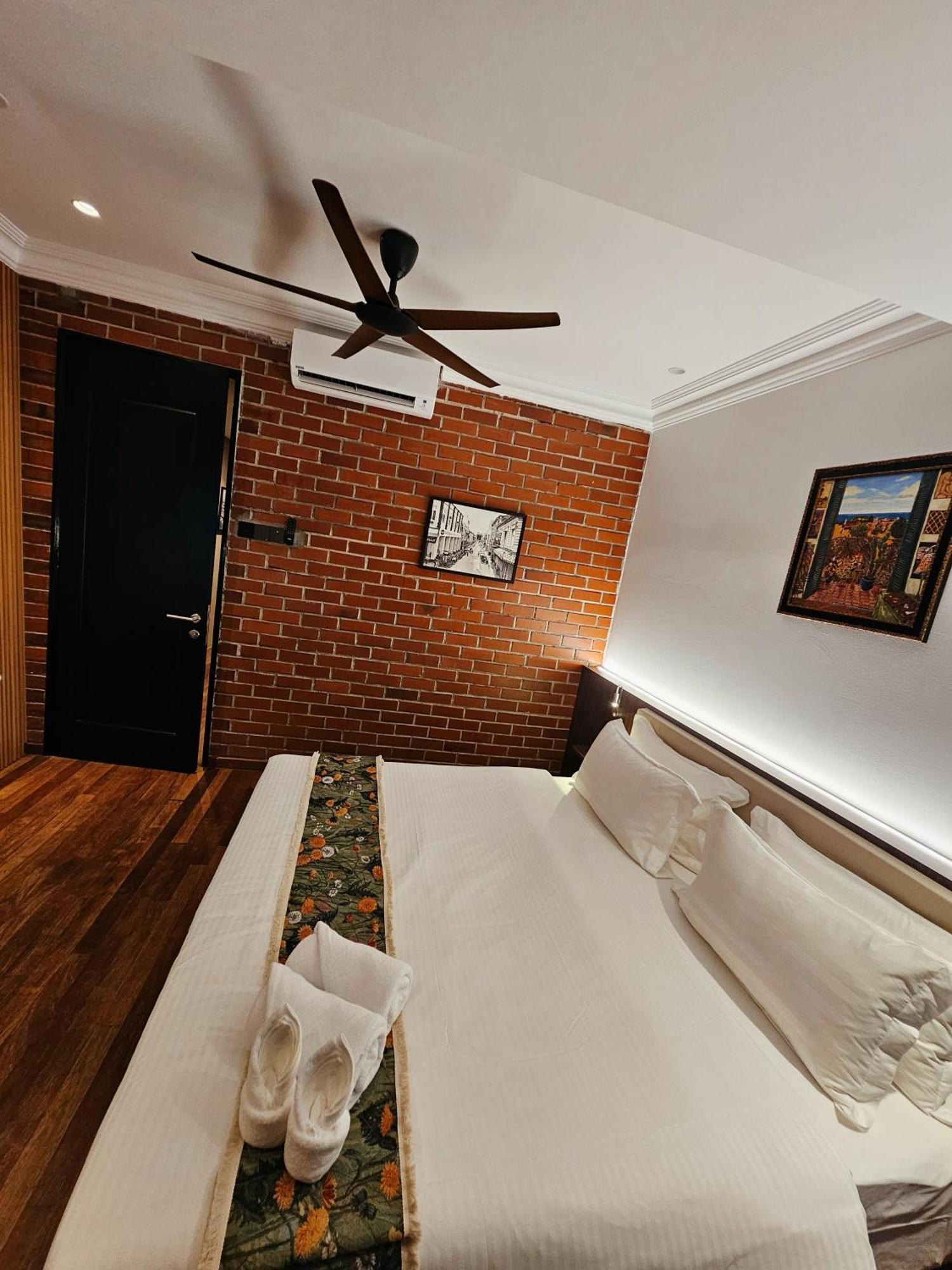 Hotel Rare Heritage House 3*