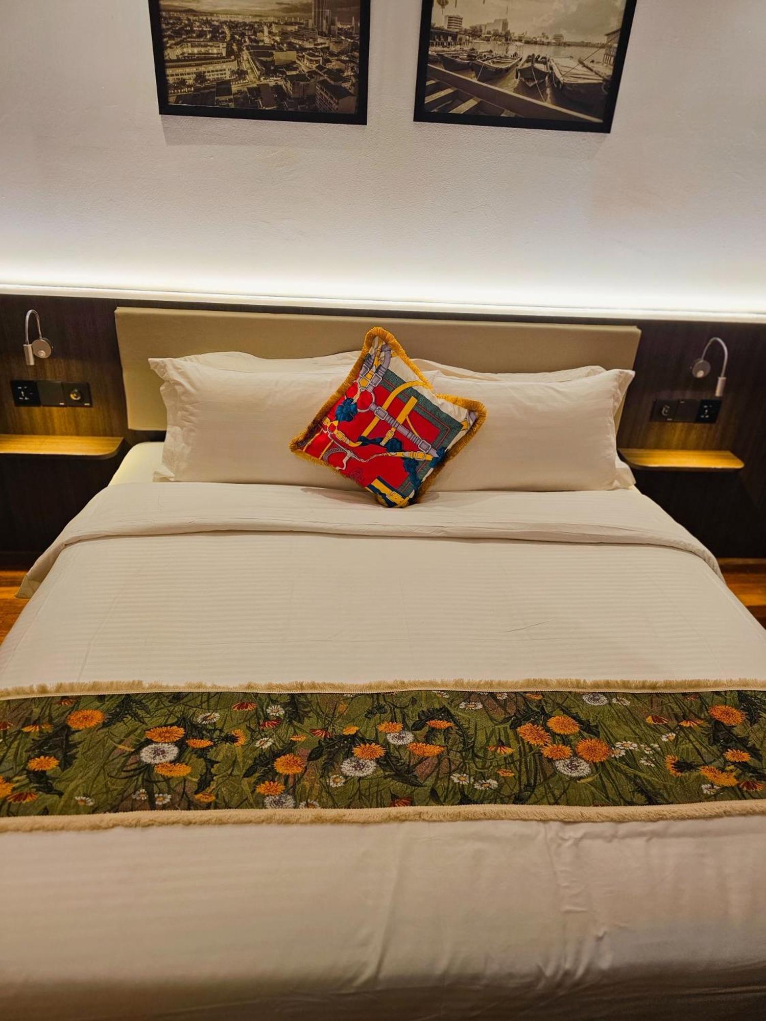 Rare Heritage House Hotel 3*